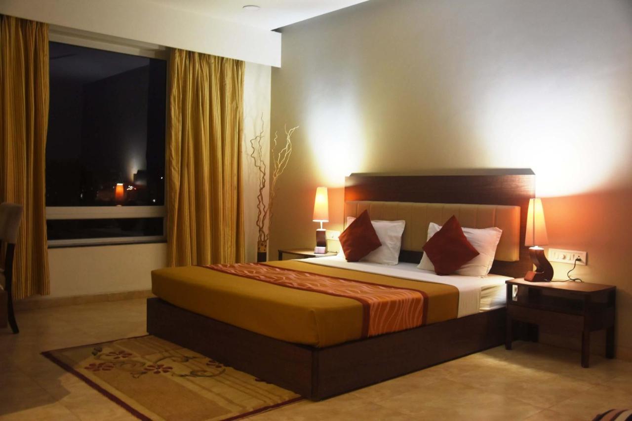 Dew Drops Boutique Retreat Hotel Igatpuri Bagian luar foto